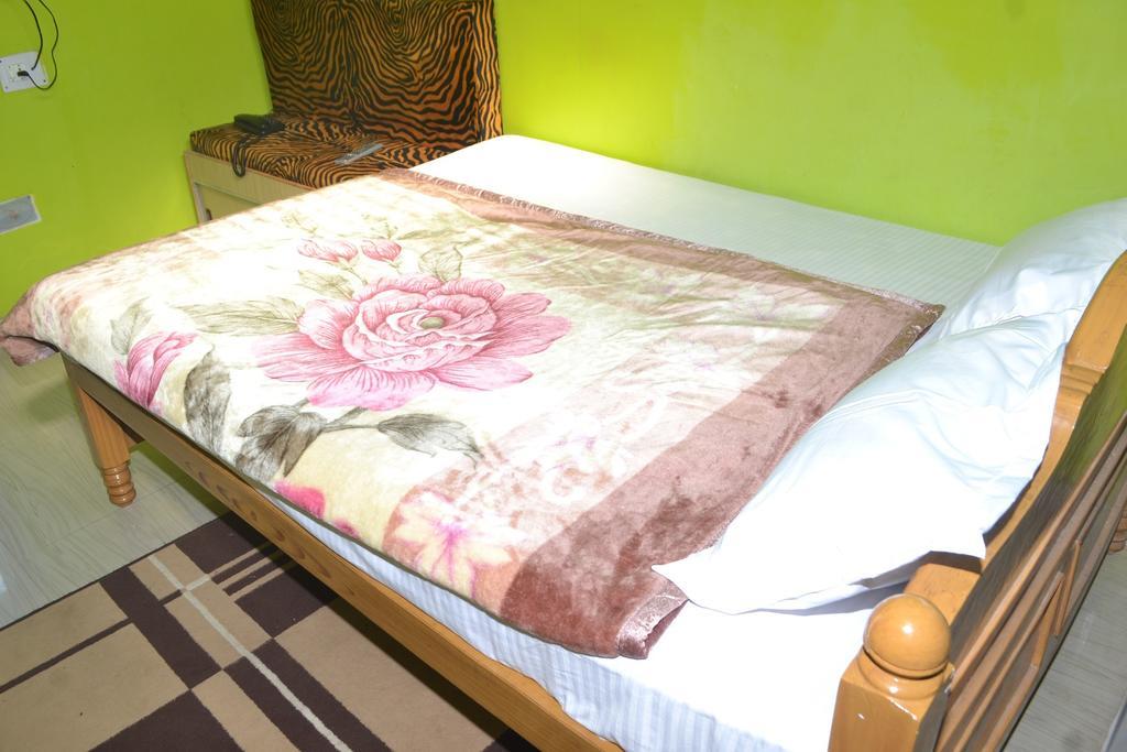 Hotel Sukh Sagar Inn Deoghar Zimmer foto